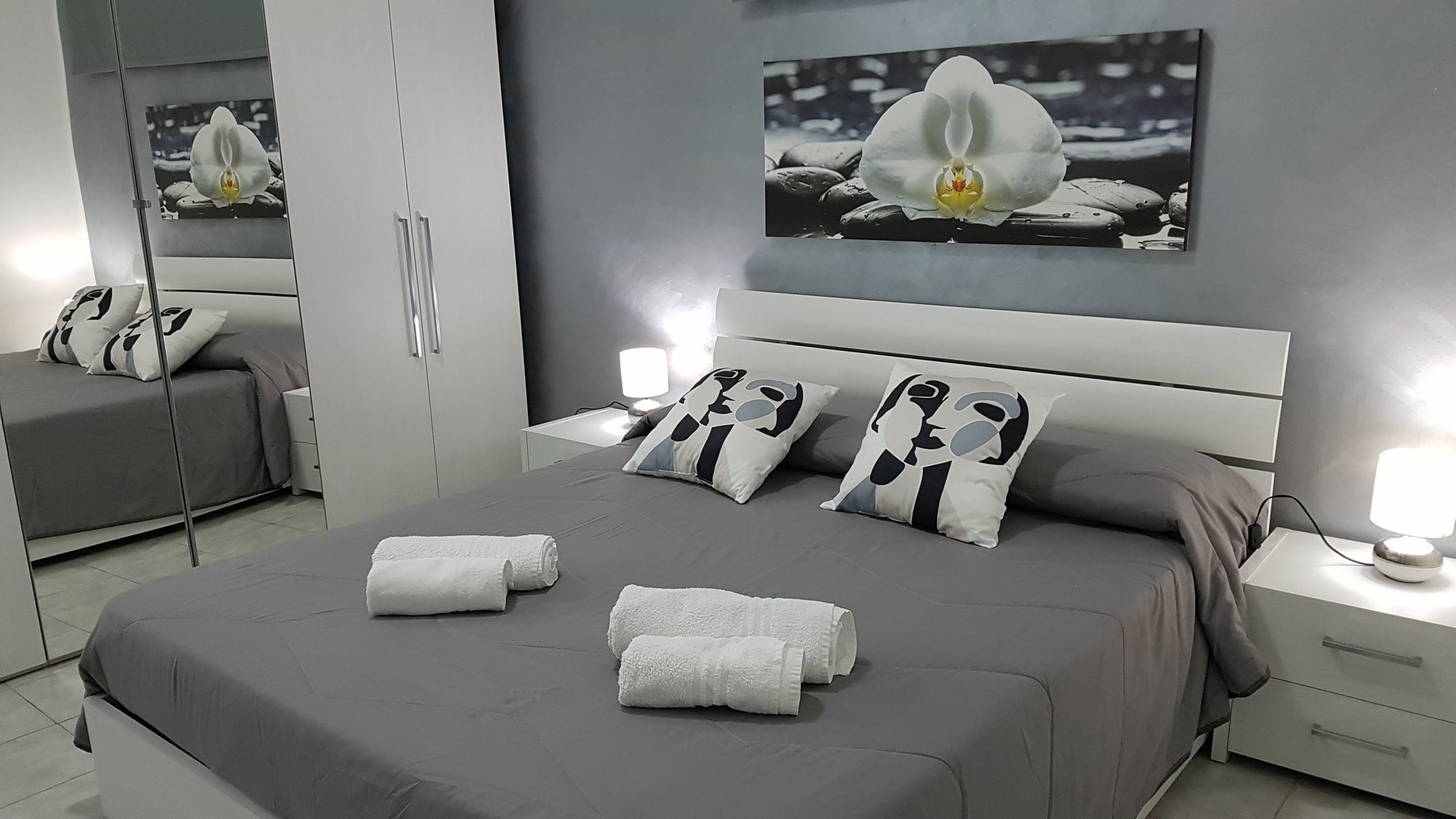 Ch Exclusive Apartments Cefalu Bagian luar foto